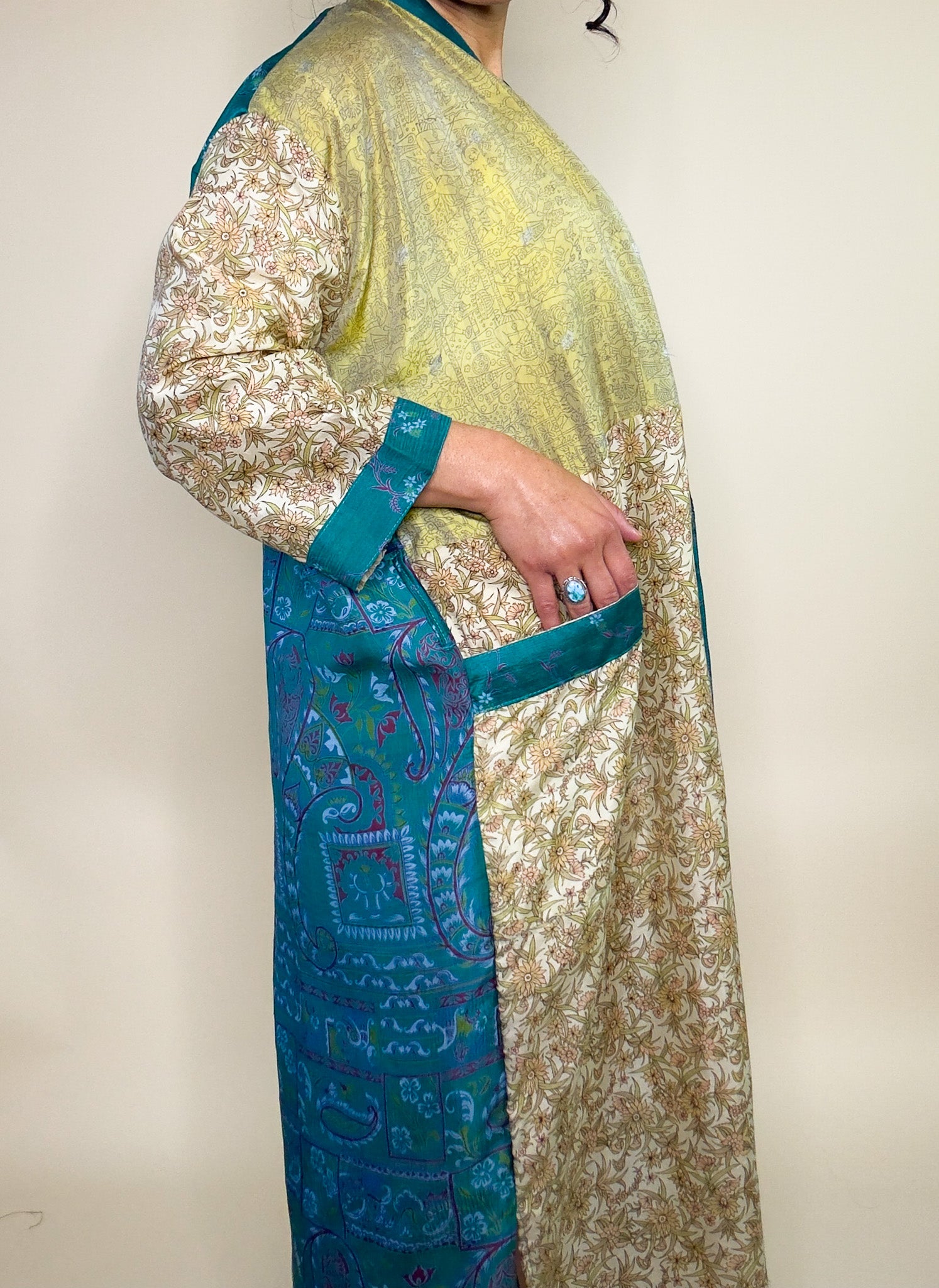 Feelin Zen | Maxi Upcycled Silk Saree Kimono – MuiCui Collections